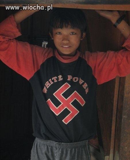 Loose compilation. I like compilations on FJ and, since there aren't many, I finally decided to make one. The compilation consists of things from all around int