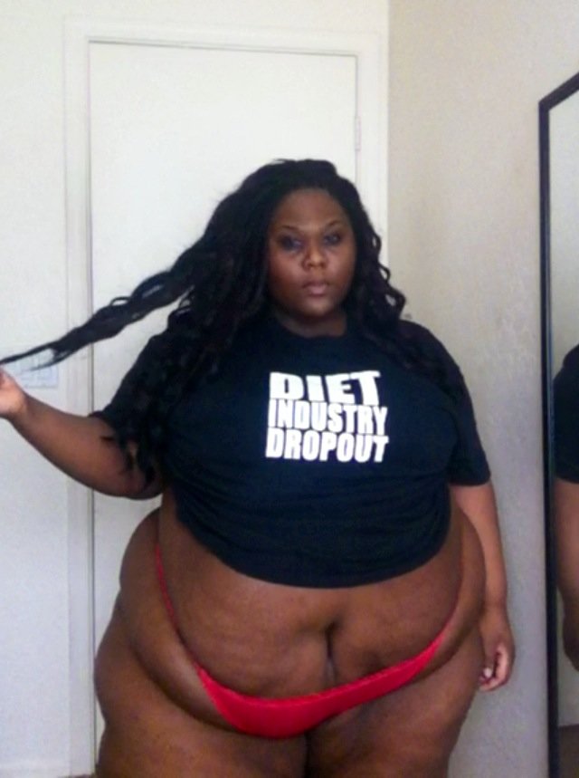 Please re enroll. Cringe Warning.. That last one looks like she's falling apart.