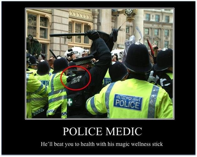 Police+medic_11dde0_3894139.jpg