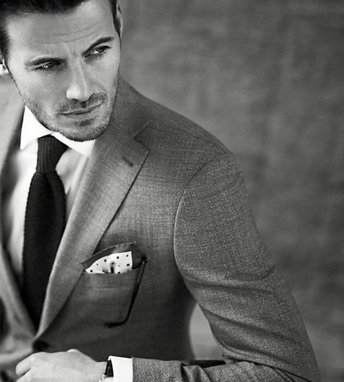 The 27 rules of suits. Sauce: Buzzfeed These rules basically tell you how to choose a suit, wear a suit and best of all - look in a suit (Try and restrain yours